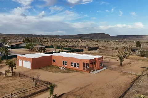 $399,000 | 2995 Ox Yoke Pass, Pioneertown, CA 92268