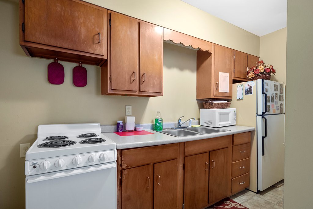 7608 Bluffton Road Fort Wayne, IN 46809 - Photo 8 of 21