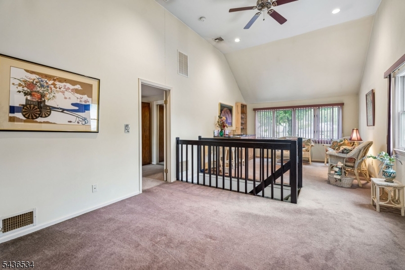 106 Salter Street Springfield, NJ 07081 - Photo 15 of 25