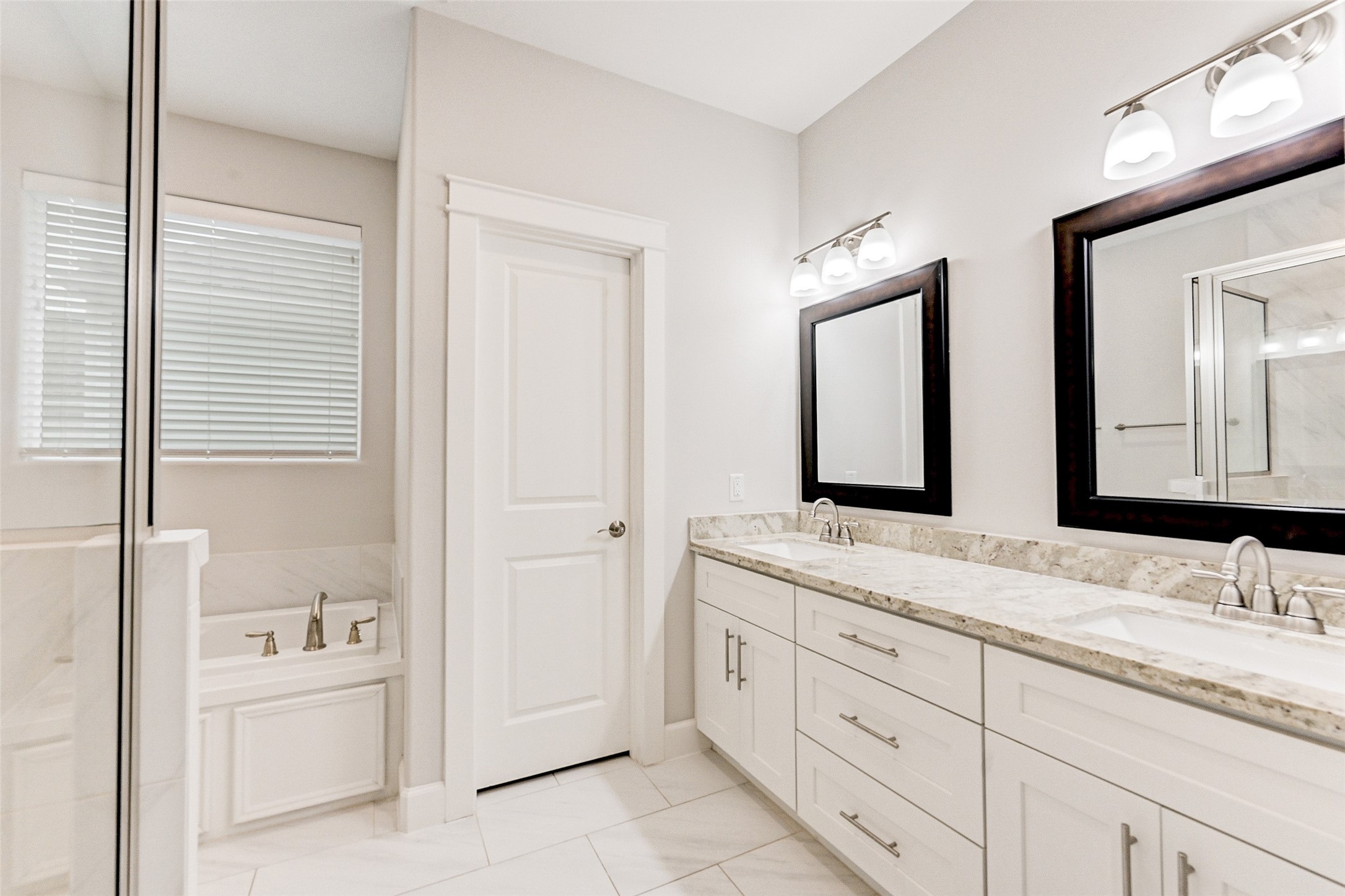 705-rd Link Road Houston, TX 77009 - Photo 20 of 27