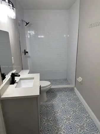 $1,000 | 3407 North Avenida Republica De Cuba, Unit A, Tampa, FL 33605
