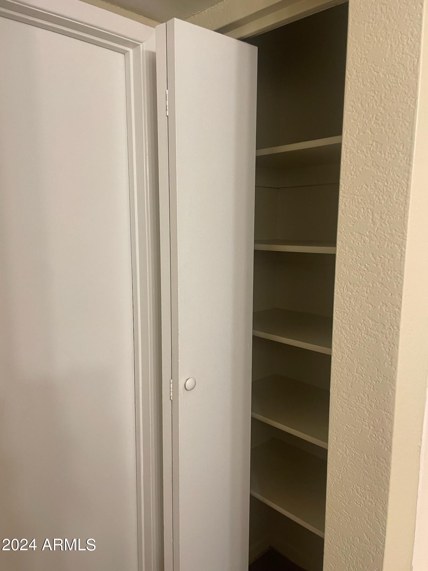 2846 East Kathleen Road, Unit 103 Phoenix, AZ 85032 - Photo 8 of 17 Photo #8