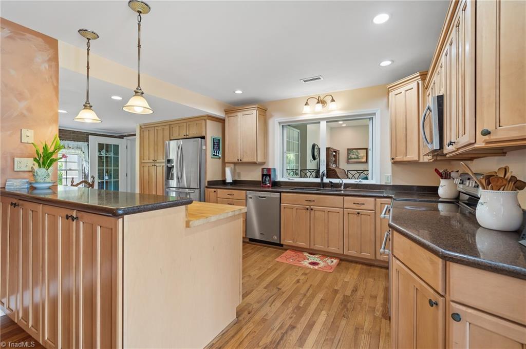 6421 Alamance County Line Road Liberty, NC 27298 - Photo 10 of 29 Gallery Image 10