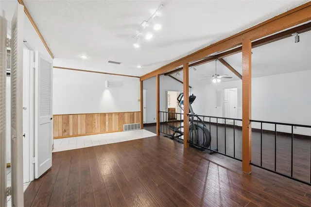 $319,900 | 2212 Benbrook Drive, Carrollton, TX 75007