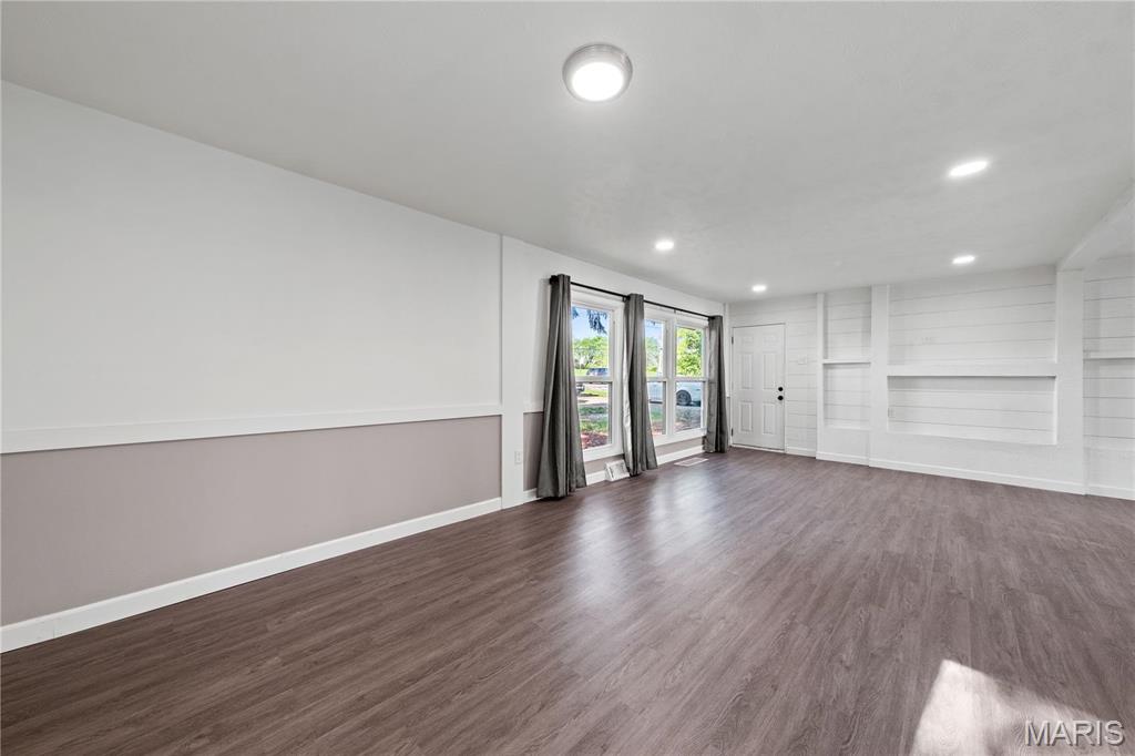 1919 Parker Road St. Louis, MO 63138 - Photo 11 of 43 Gallery Image 11
