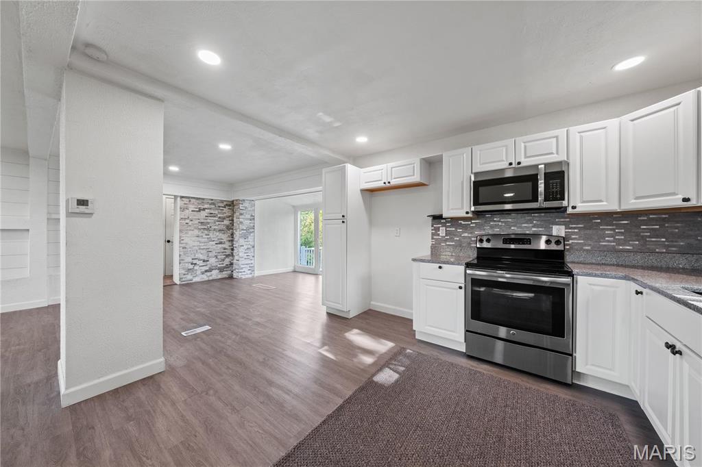 1919 Parker Road St. Louis, MO 63138 - Photo 12 of 43 Gallery Image 12