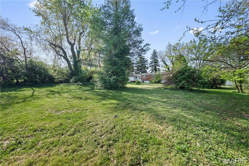 1919 Parker Road St. Louis, MO 63138 - Photo 42 of 43 Gallery Image 42