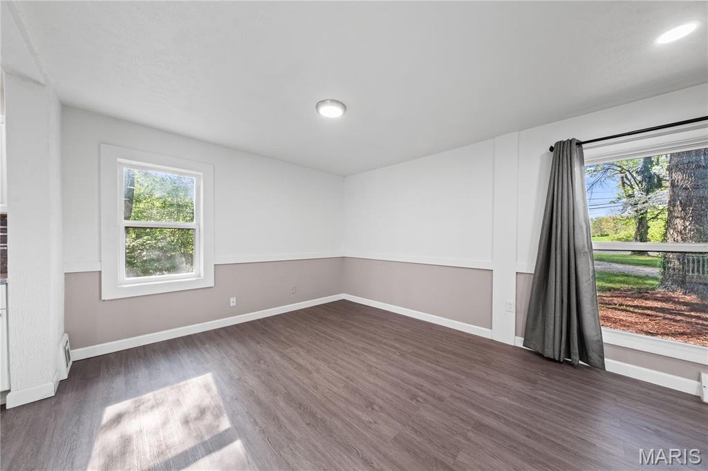 1919 Parker Road St. Louis, MO 63138 - Photo 8 of 43 Gallery Image 8