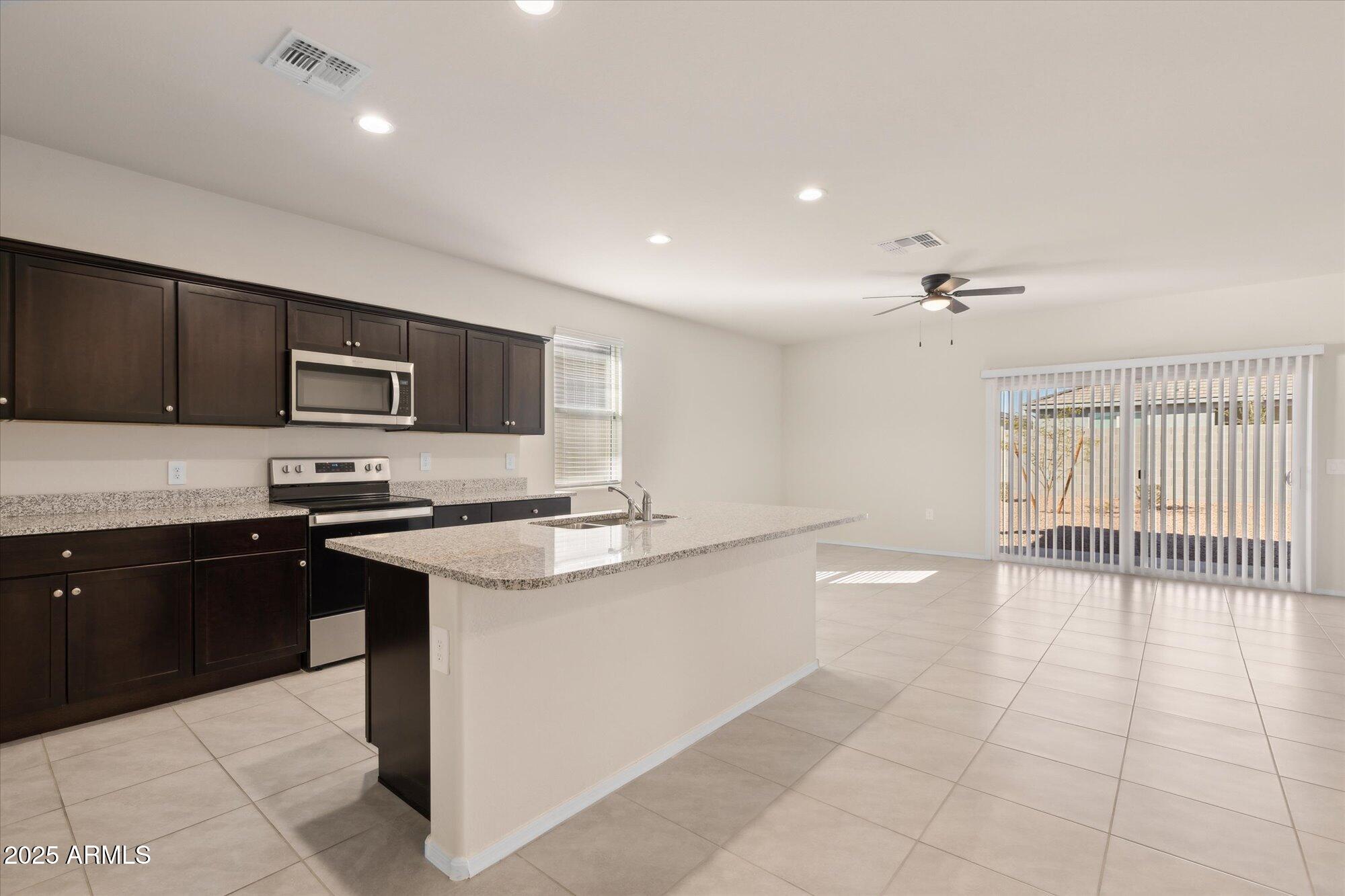 9394 Silo Road Florence, AZ 85132 - Photo 1 of 25 06-AE4A6889