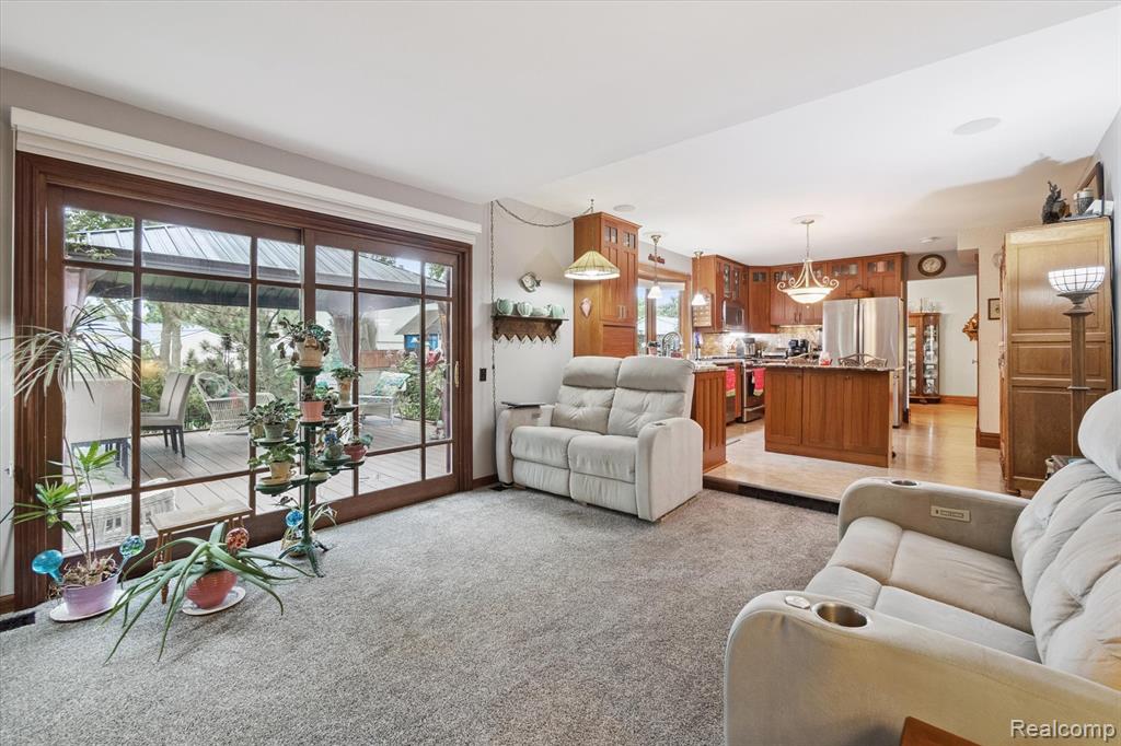 42359 Park Ridge Road Novi, MI 48375 - Photo 13 of 32