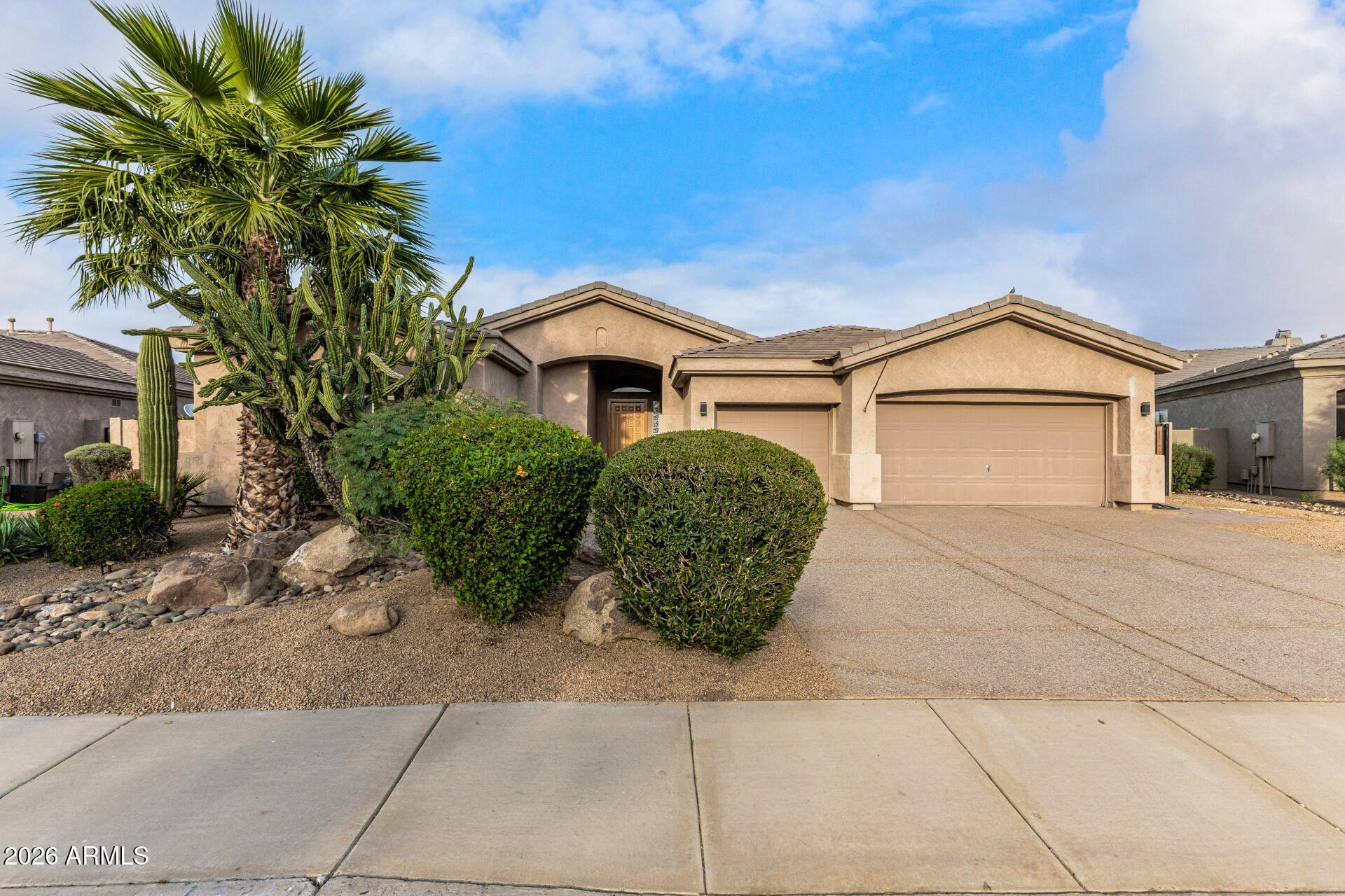 13318 West Coronado Road Goodyear, AZ 85395 - Photo 4 of 50 1