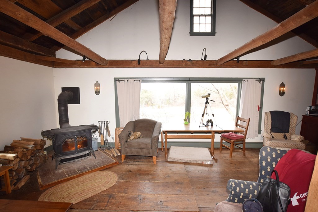 82 Hardwick Road Petersham, MA 01366 - Photo 10 of 37