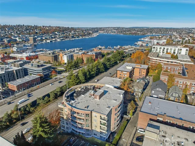 a picture of city view