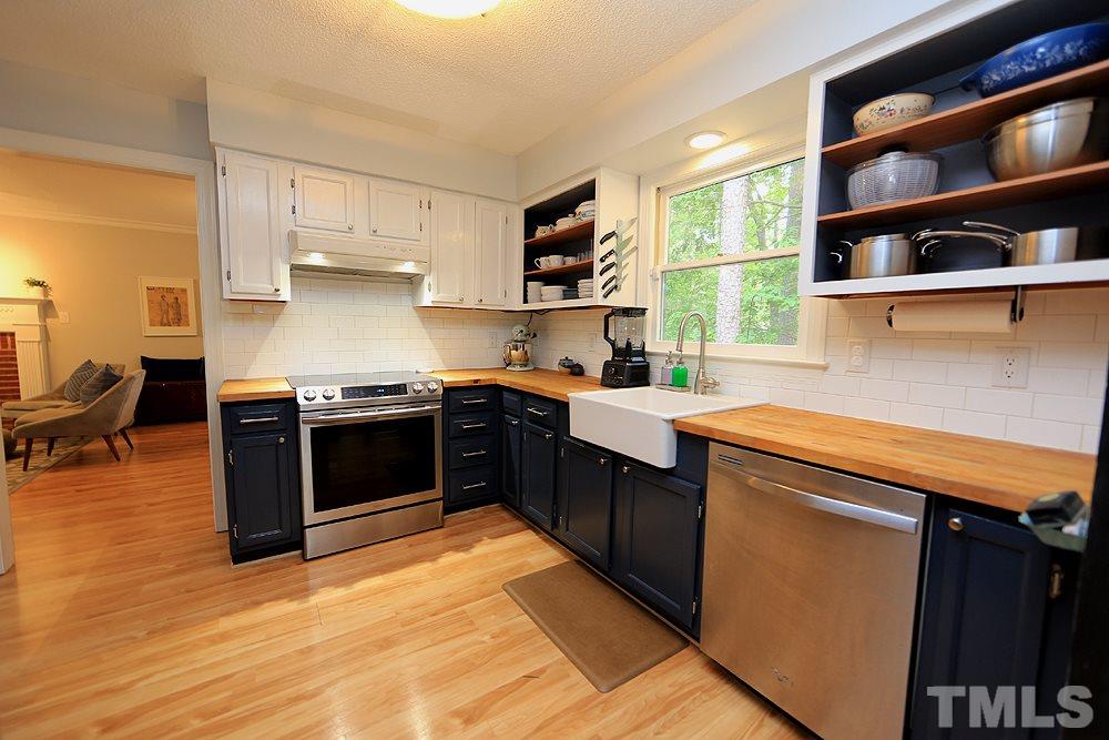 4904 Fortunes Ridge Drive Durham, NC 27713 - Photo 9 of 20 Gallery Image 9
