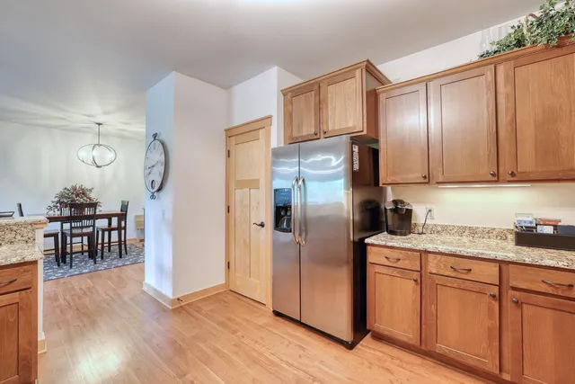 $434,900 | N51W34861 East Wisconsin Avenue, Unit 3114, Oconomowoc, WI 53069