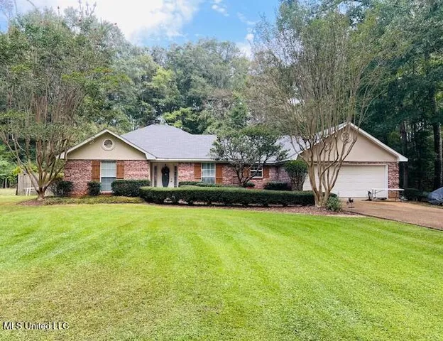 $259,900 | 259 Florence Circle, Florence, MS 39073