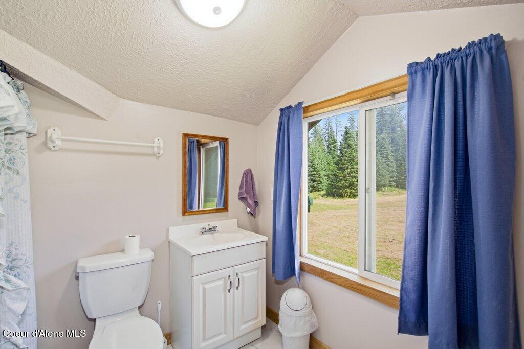 104 Cat Road Priest River, ID 83856 - Photo 18 of 36 041-104CatRoad-PriestRiver-ID-83856-SMAL
