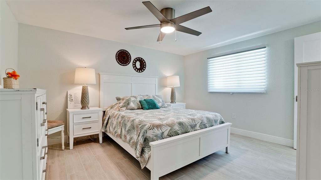 504 69th Street Holmes Beach, FL 34217 - Photo 25 of 55