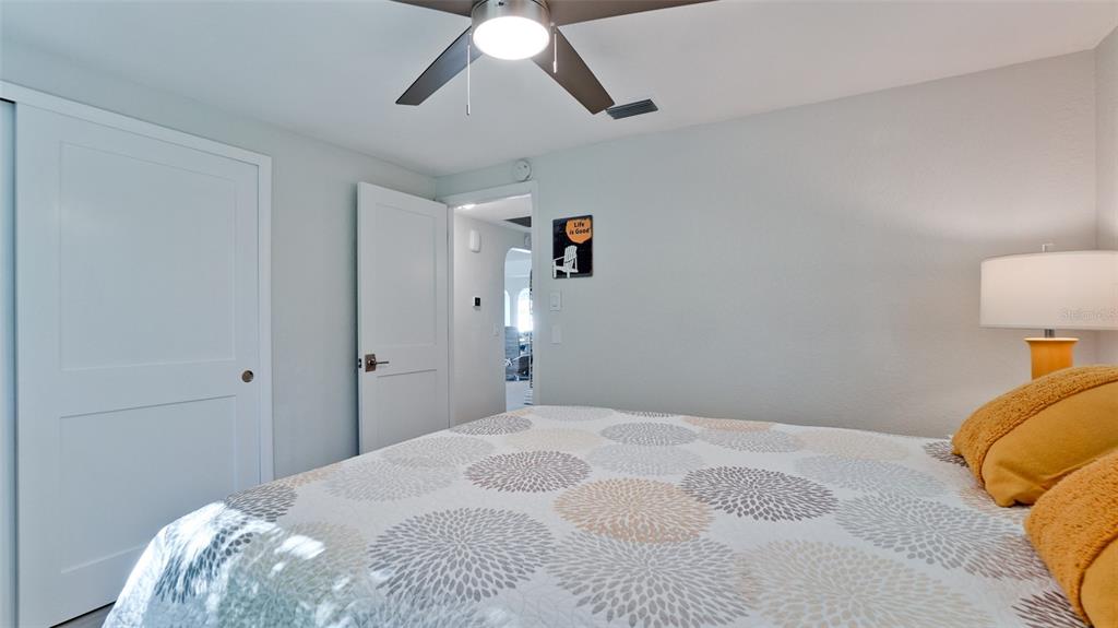 504 69th Street Holmes Beach, FL 34217 - Photo 30 of 55