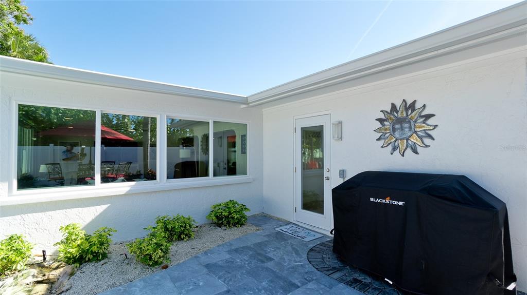 504 69th Street Holmes Beach, FL 34217 - Photo 38 of 55