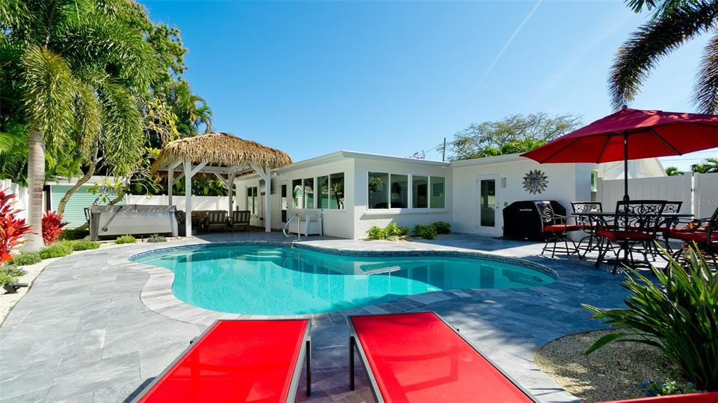 504 69th Street Holmes Beach, FL 34217 - Photo 6 of 55