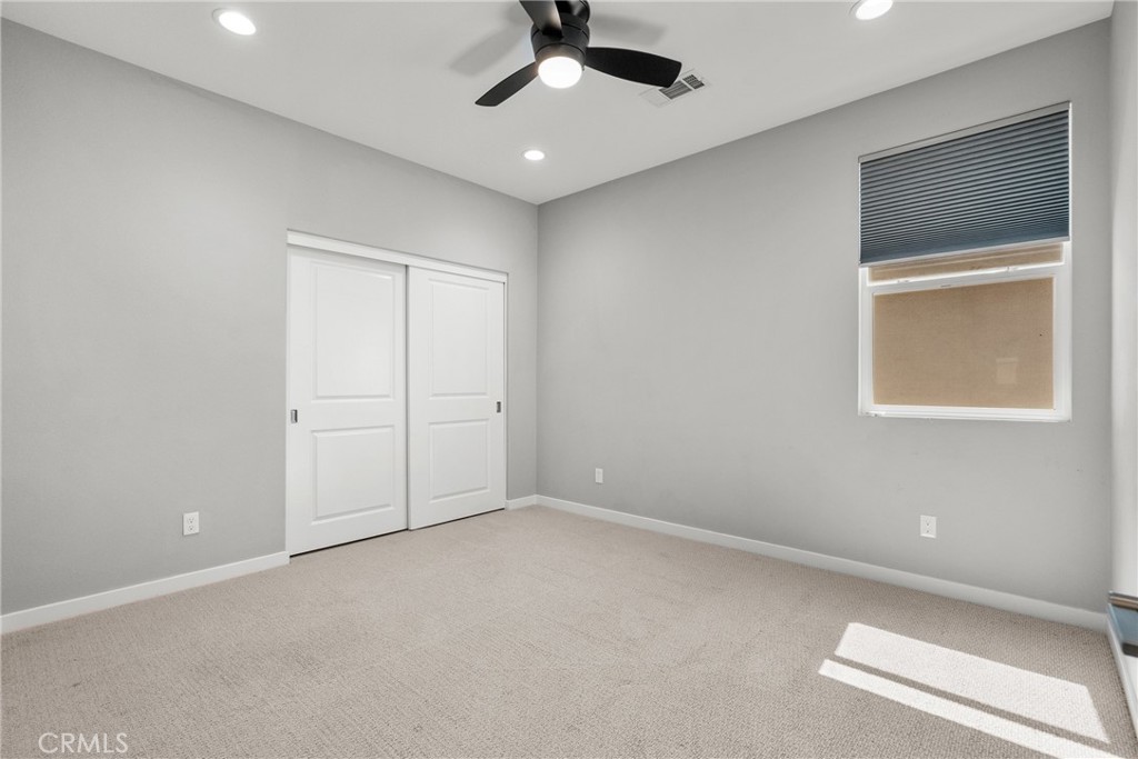 18138 Tableau Way Saugus, CA 91350 - Photo 30 of 46
