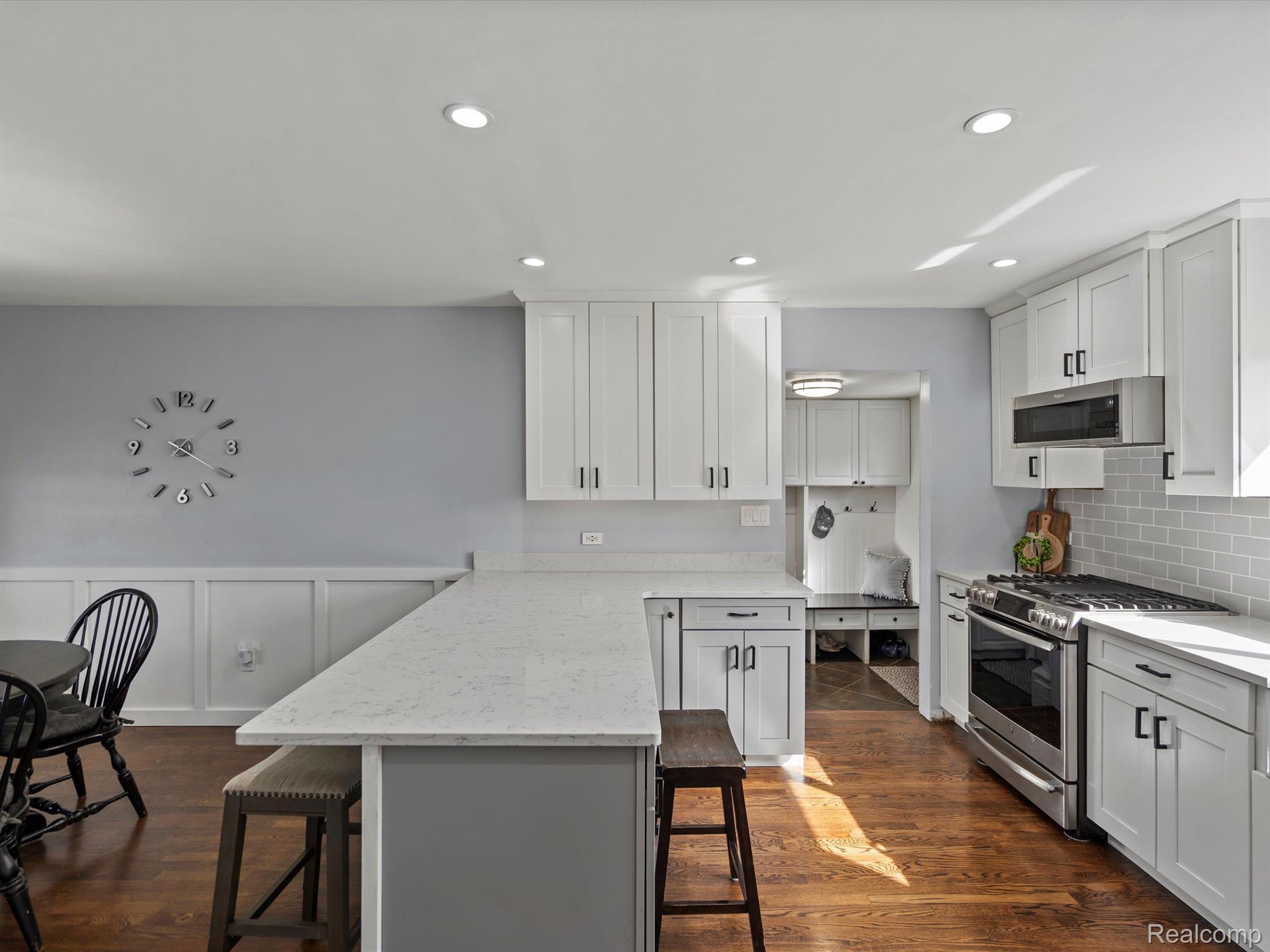 342 Old Bridge Road Grand Blanc, MI 48439 - Photo 16 of 36 Gallery Image 16