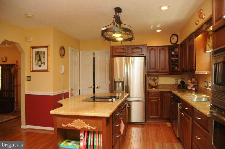 471 Hope Road Stafford, VA 22554 - Photo 8 of 30 Kitchen