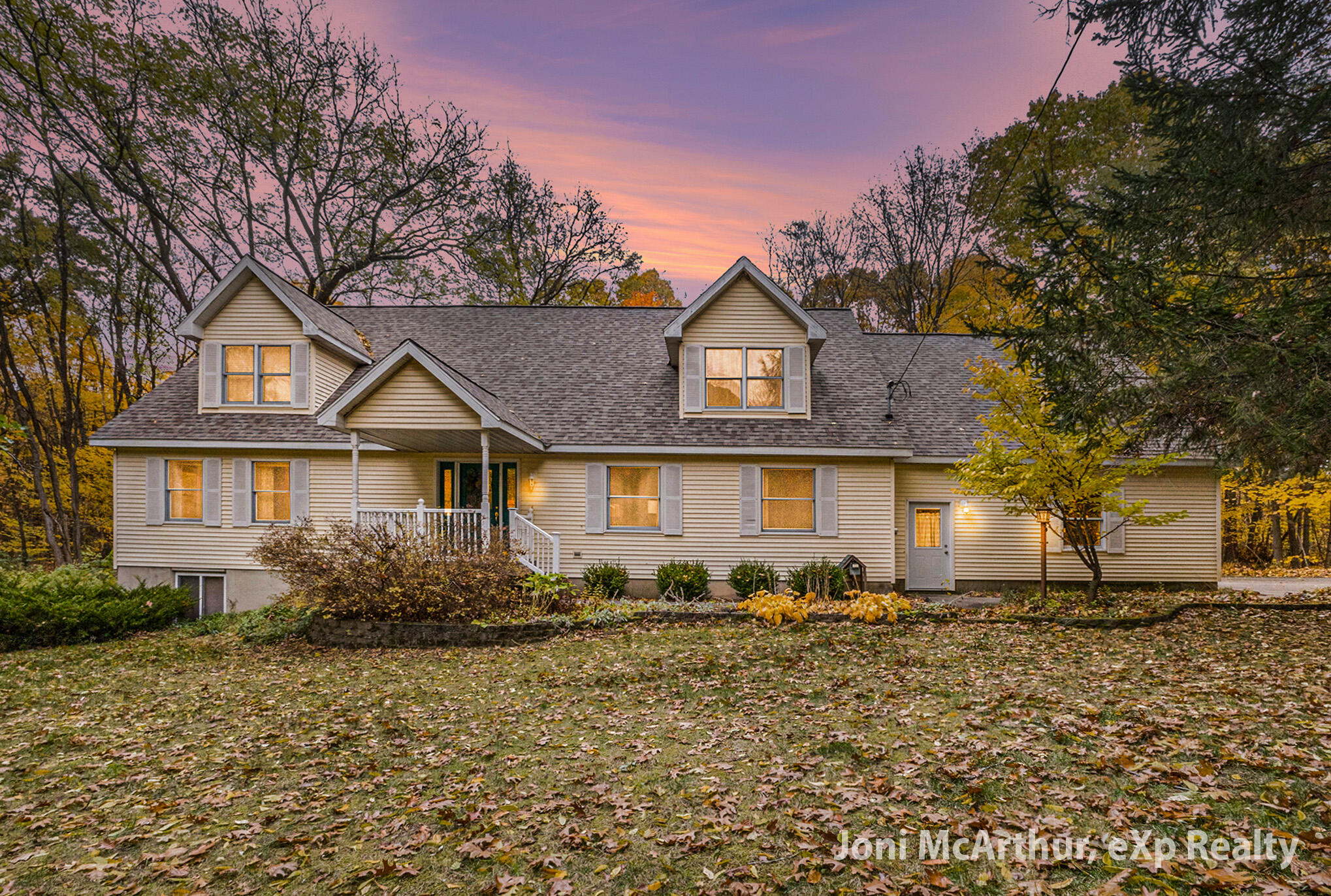 7504 Lincoln Lake Road Northeast Belding, MI 48809 - Photo 2 of 50 IMG_2902.psd-Twilight