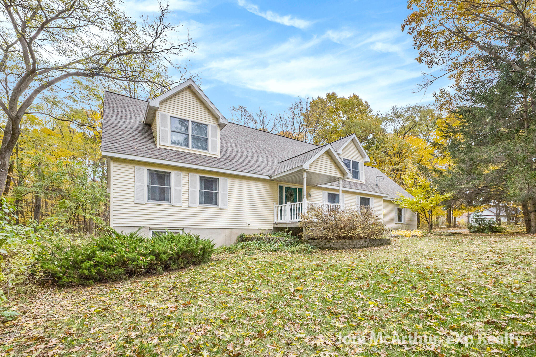 7504 Lincoln Lake Road Northeast Belding, MI 48809 - Photo 3 of 50 IMG_2901