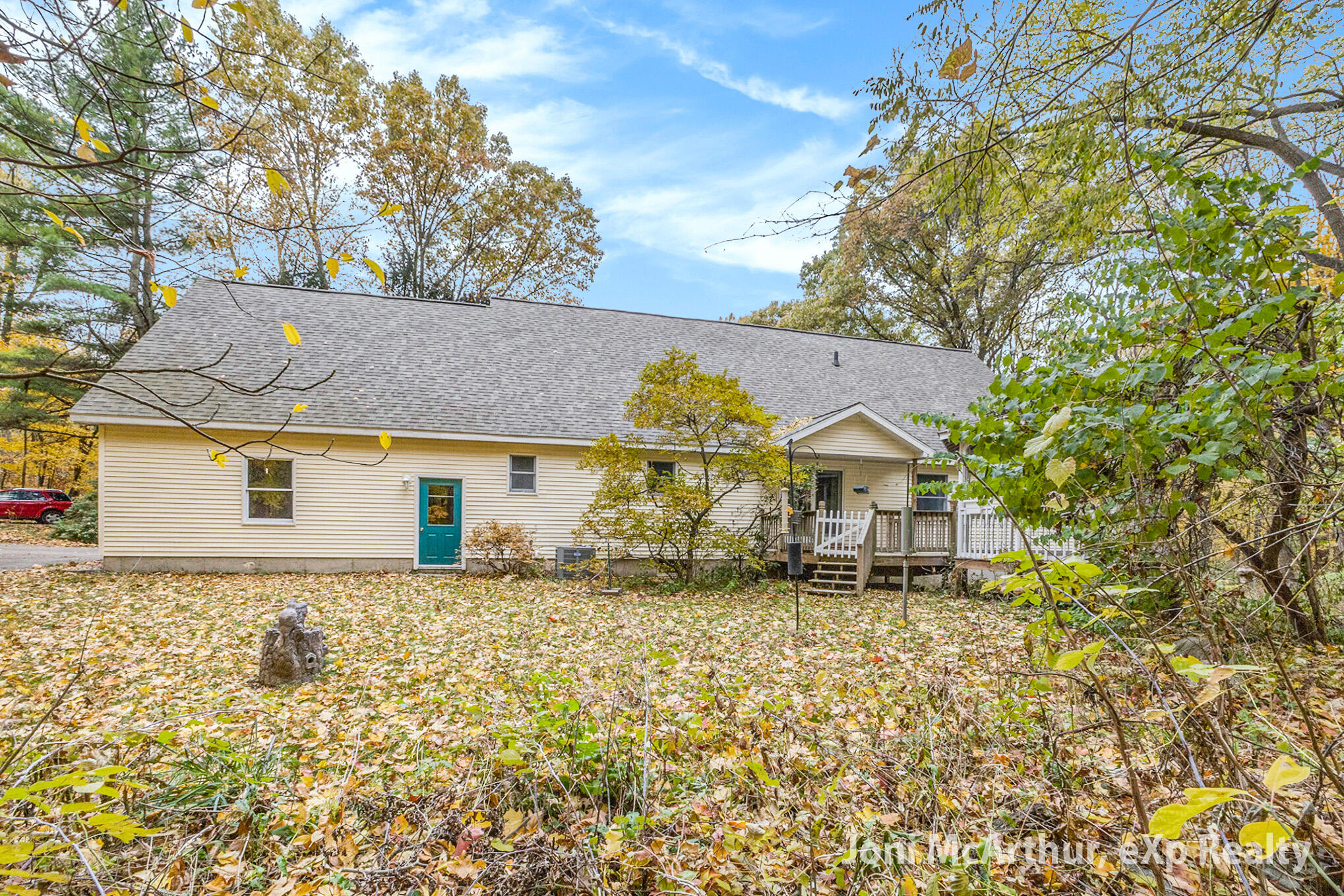 7504 Lincoln Lake Road Northeast Belding, MI 48809 - Photo 33 of 50 IMG_2905