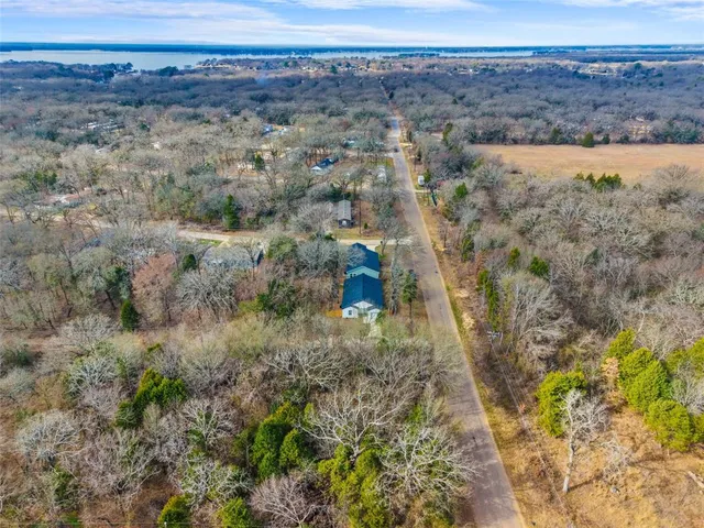 $200,000 | 102 Buffalo Springs Road, Mabank, TX 75156