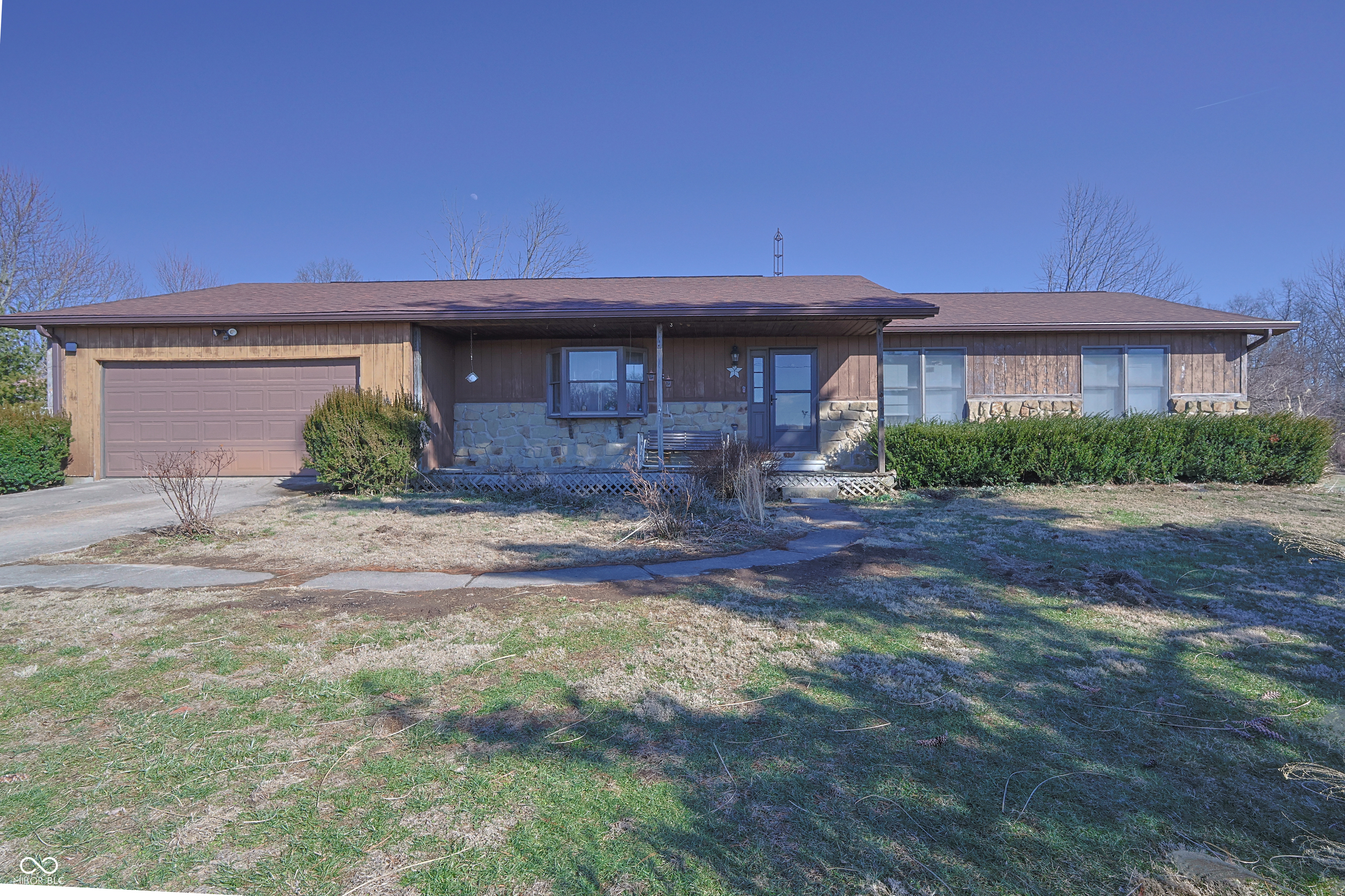 5211 South 450 East Columbus, IN 47203 - Photo 4 of 8