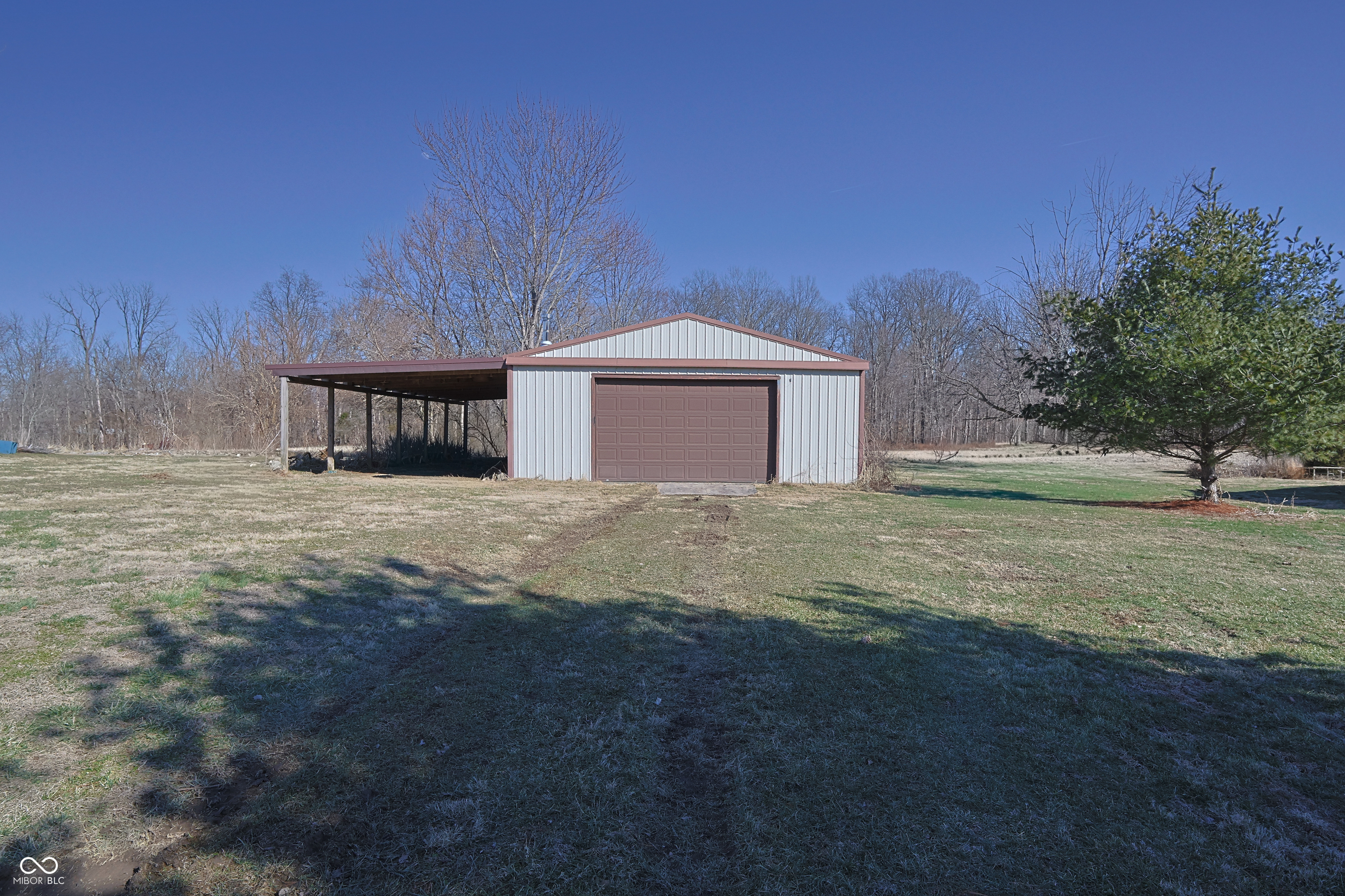 5211 South 450 East Columbus, IN 47203 - Photo 5 of 8