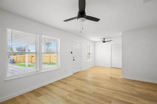 $1,400 | 1317 Mckie Cove, Austin, TX 78752