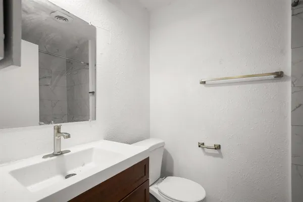 $1,400 | 1317 Mckie Cove, Austin, TX 78752
