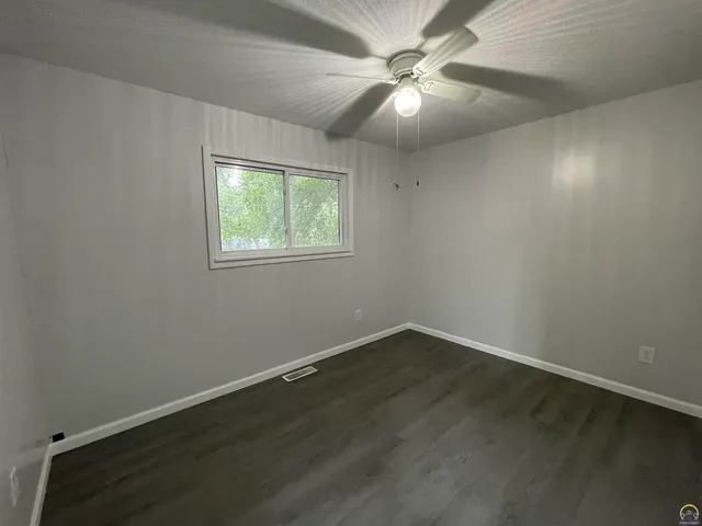 $205,900 | 1270 North Milton Street, Auburn, KS 66402