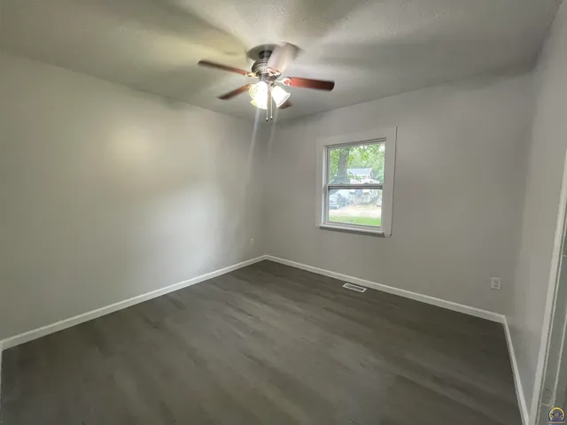 $205,900 | 1270 North Milton Street, Auburn, KS 66402