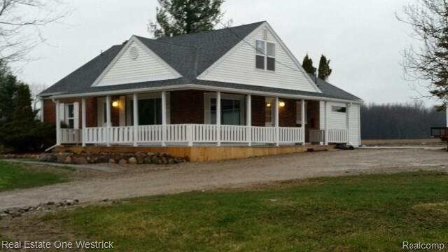 8920 Lambs Road Goodells, MI 48027 - Photo 6 of 60 20160331_084236-resized-640.jpg
