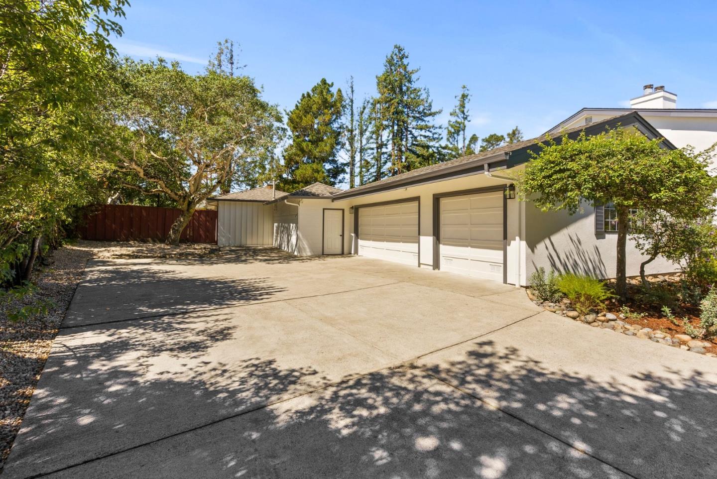 1475 Oak Rim Drive Hillsborough, CA 94010 - Photo 66 of 72 a view of a house with a snow on the road