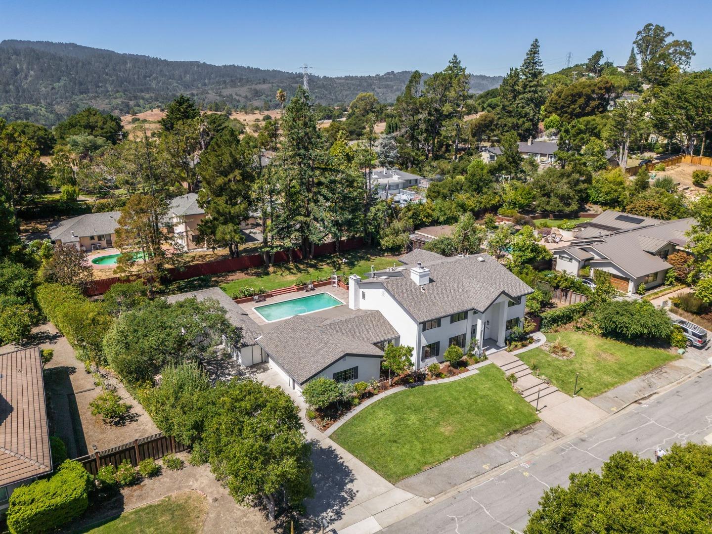 1475 Oak Rim Drive Hillsborough, CA 94010 - Photo 68 of 72 an aerial view of residential houses with outdoor space and street view