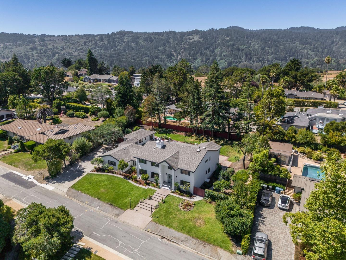 1475 Oak Rim Drive Hillsborough, CA 94010 - Photo 69 of 72
