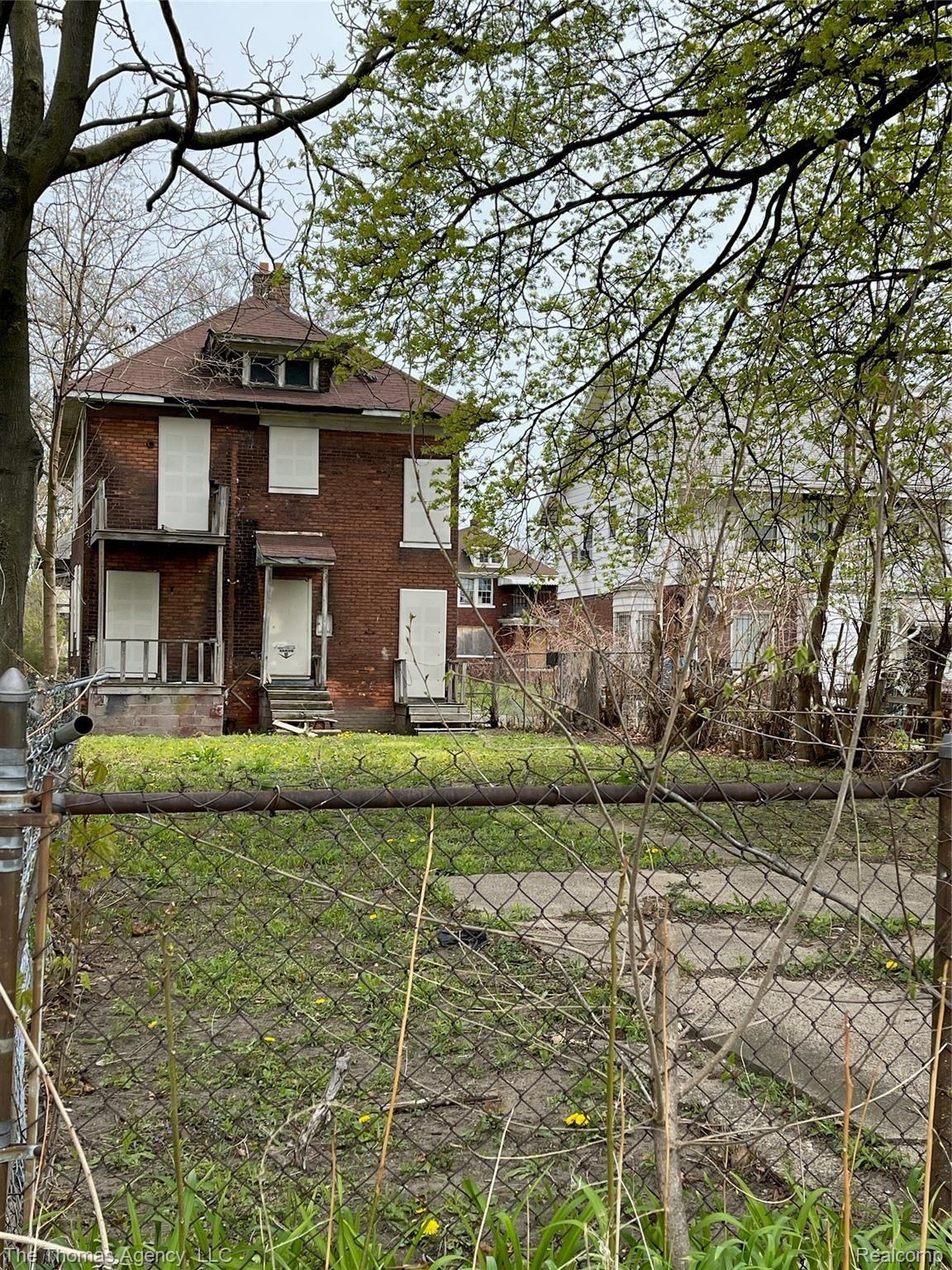 2653 Harding Street Detroit, MI 48214 - Photo 4 of 5 IMG_3330.JPG