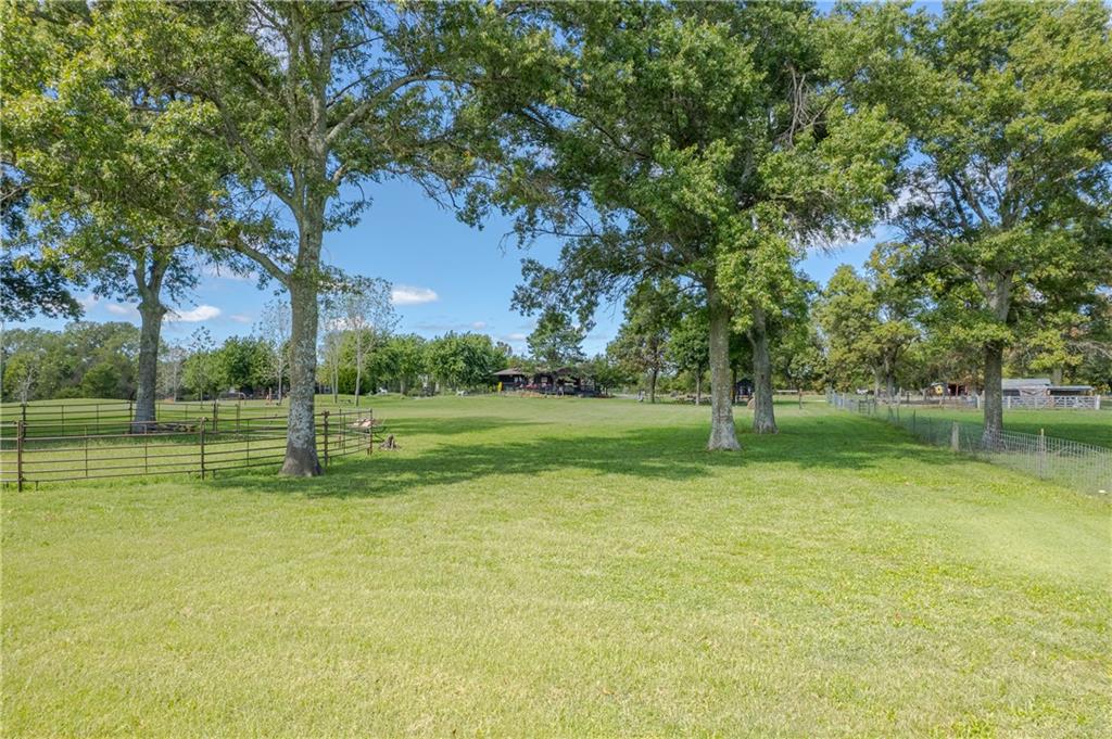 3067 Georgia Road Ottawa, KS 66067 - Photo 17 of 75 Gallery Image 17