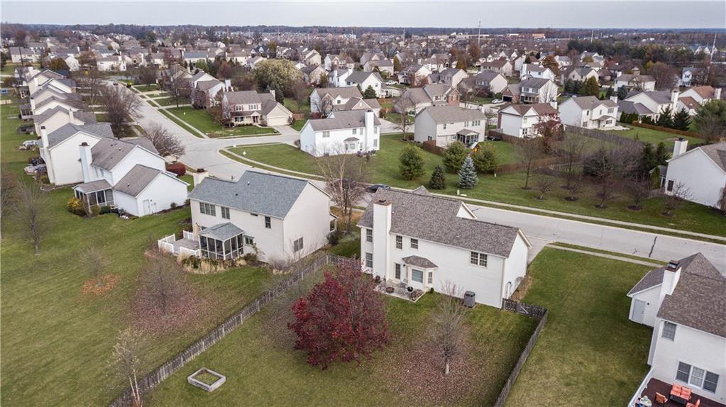 14618 Setters Road Carmel, IN 46033 - Photo 32 of 36 Gallery Image 32