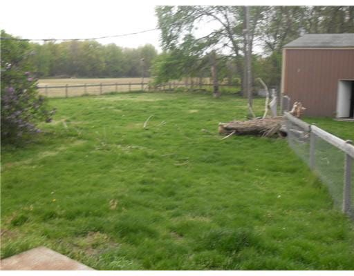 10766 Anderson Road Granger, IN 46530 - Photo 9 of 12 Gallery Image 9