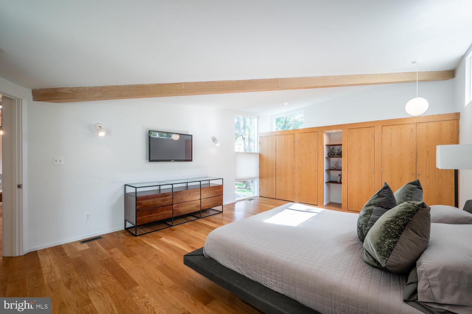 3017 Pine Spring Road Falls Church, VA 22042 - Photo 21 of 44