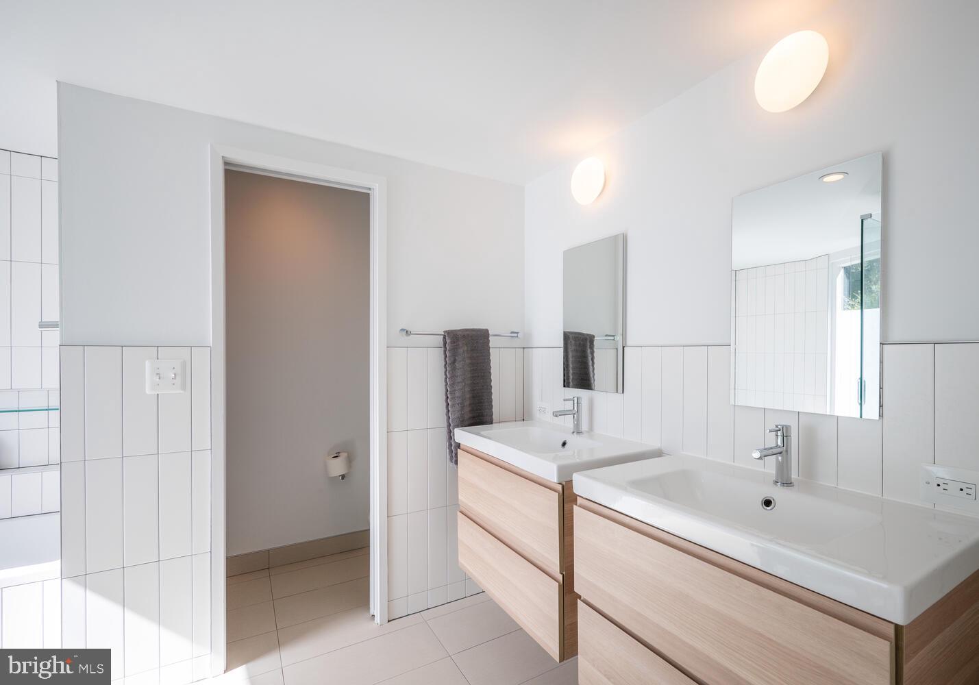 3017 Pine Spring Road Falls Church, VA 22042 - Photo 25 of 44