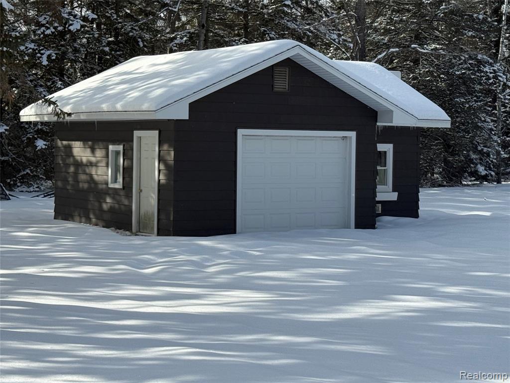 4443 Cherry Road Lincoln, MI 48742 - Photo 3 of 7