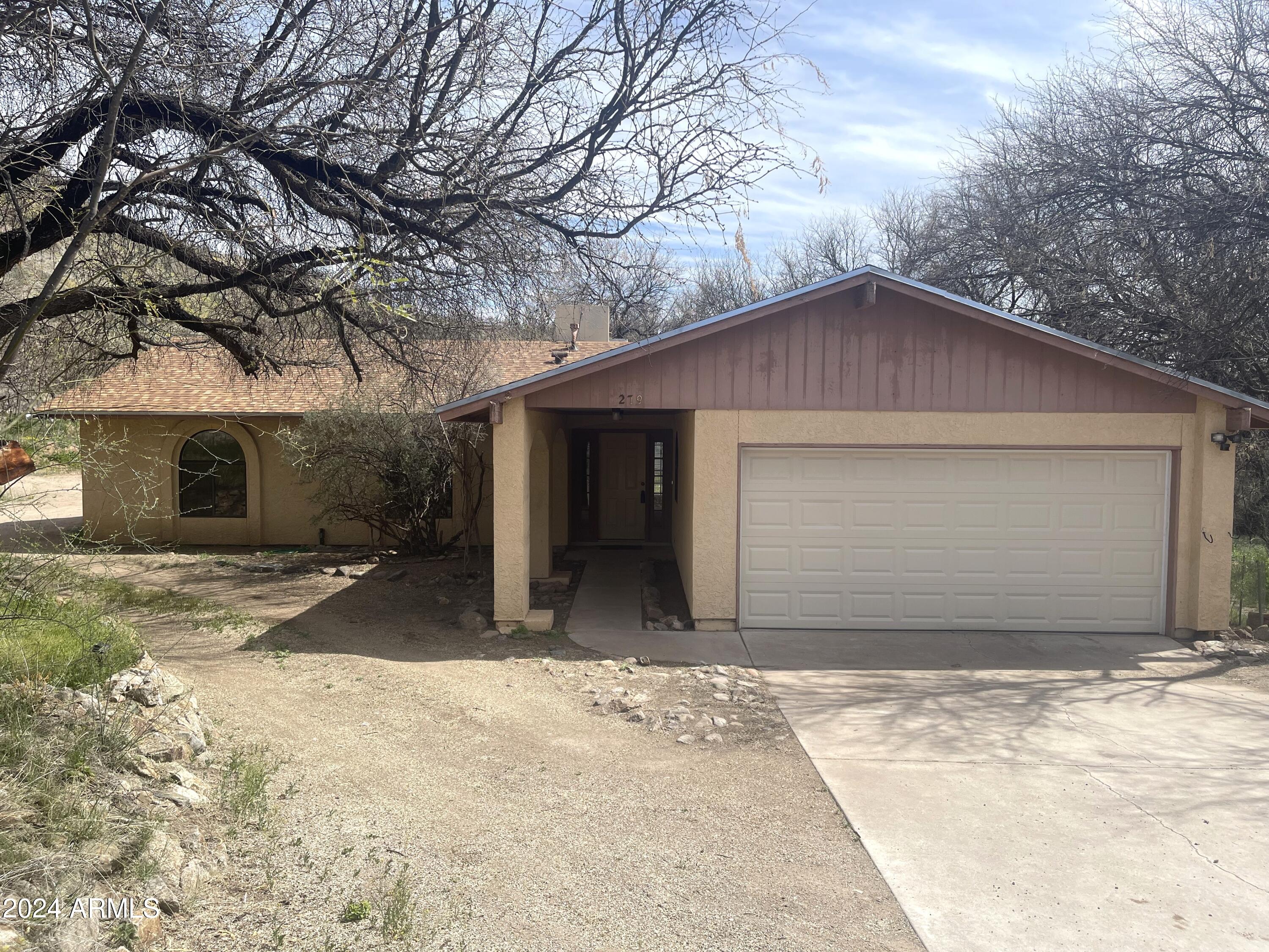 279 Calle Cappela Rio Rico, AZ 85648 - Photo 1 of 22 IMG_5328